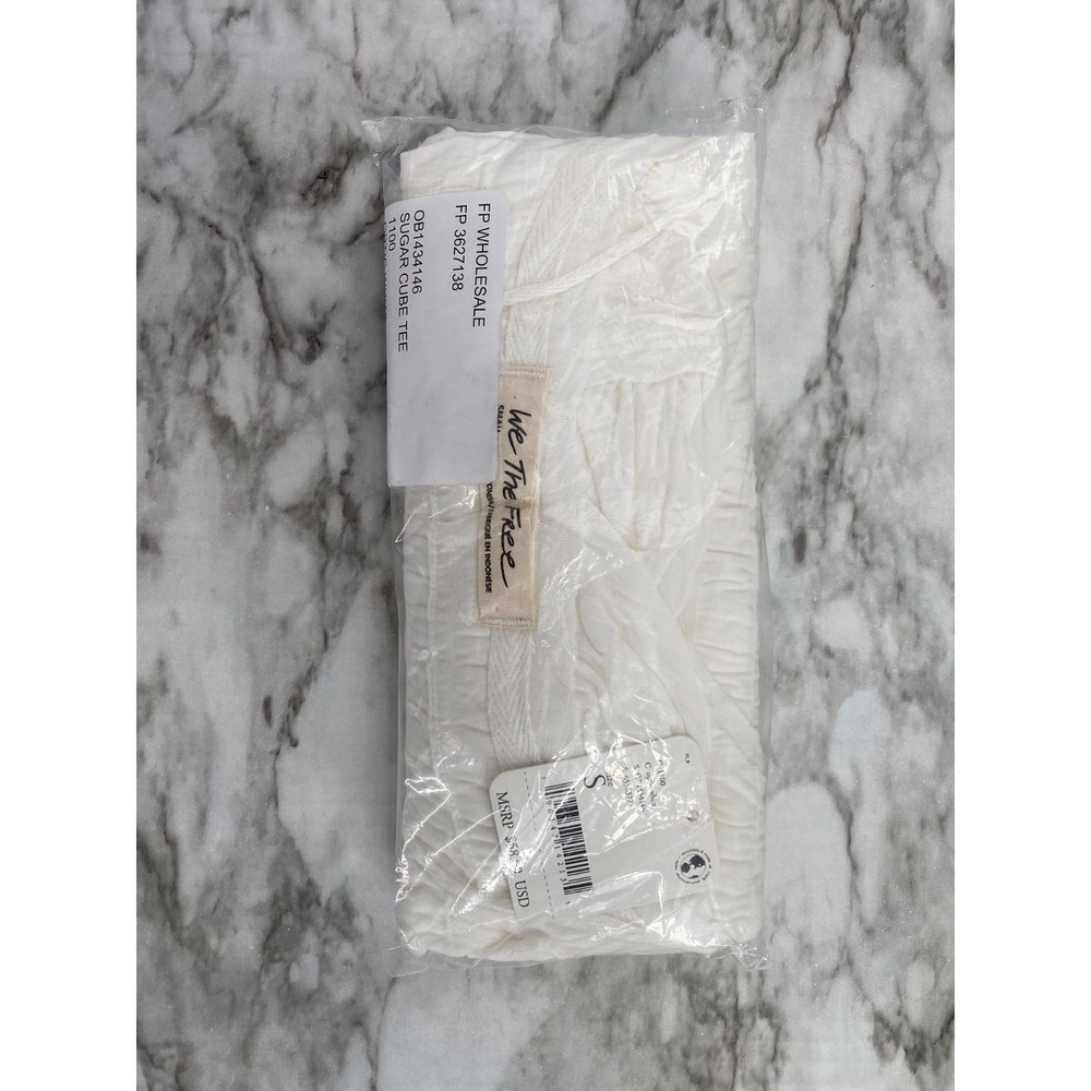 30 M Free People NWT Sugar Cube Crinkle Fabric Short Sleeve Tee Optic White Smal - Picture 10 of 12